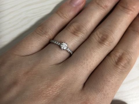 【COEUR D'OR(クゥドール)の口コミ】 華奢な指輪を探してました。こちらに決めた理由は、細めで、ウェーブが上…