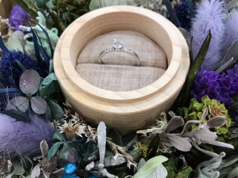 【鎌倉彫金工房の口コミ】 素材から仕上げ方法、ダイヤの入れ方まで細かく自分たちで選ぶことができ…