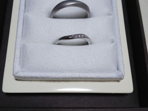 【LUCIE(ルシエ)の口コミ】 職業柄、あまり派手なものはつけられないので、シンプルなものを選んだ。…