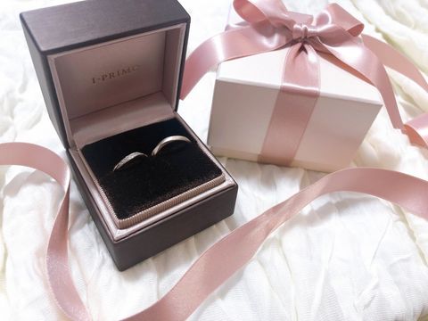 【アイプリモ(I-PRIMO)の口コミ】 細めの指輪で、シンプルだけどデザイン性のあるものを探していました。お…
