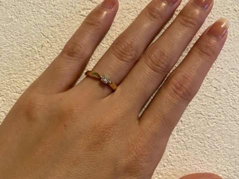 【ティファニー(Tiffany & Co.)の口コミ】 こちらはティファニーでも人気のハーモニータイプの指輪です。横から見る…