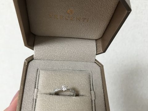 【TRECENTI(トレセンテ)の口コミ】 初めはシンプルなデザインが良いなと思っていましたが、見るうちにキラキ…