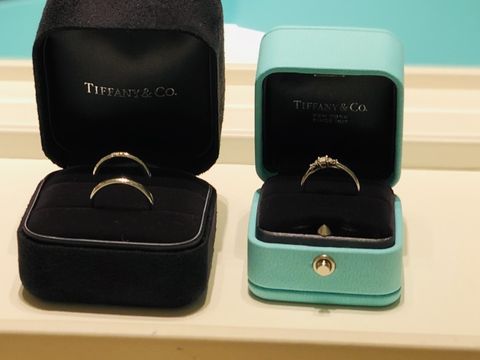 【ティファニー(Tiffany & Co.)の口コミ】 婚約指輪もTiffanyを買ってもらい、結婚指輪も同じTiffanyで揃えようと2人…