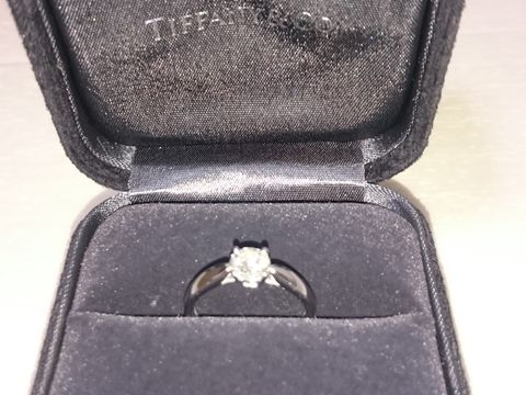 【ティファニー(Tiffany & Co.)の口コミ】 たくさん試着させてもらいましたが、ダイヤモンドの美しさ、特に女性らし…