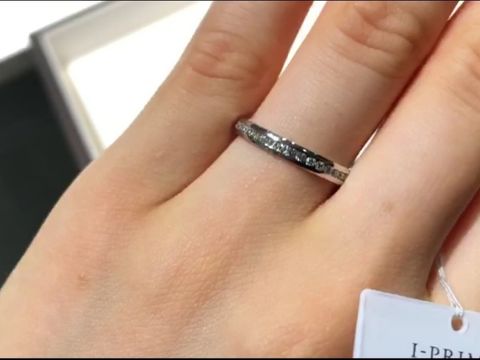 【アイプリモ(I-PRIMO)の口コミ】 結婚指輪は普段から着けるものなので、テンションが上がるようにハーフエ…