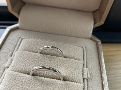 【TRECENTI(トレセンテ)の口コミ】 何軒か指輪候補のお店を検討中でした。
デザインがシンプルなものがよく、…