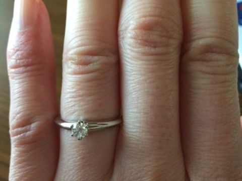 【ティファニー(Tiffany & Co.)の口コミ】 普段使いも出来るような小ぶりのダイヤが付いたものを希望していました。…