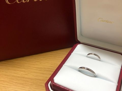 【カルティエ(Cartier)の口コミ】 婚約指輪をカルティエにしたので、結婚指輪もカルティエと決めていました…