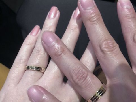 【カルティエ(Cartier)の口コミ】 写真では見づらいですが、イエロー・ホワイト・ピンクゴールドの3色が上か…