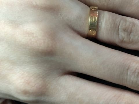 【カルティエ(Cartier)の口コミ】 お店に入った時、すぐに決めました。なかなかないデザインとあまり結婚指…