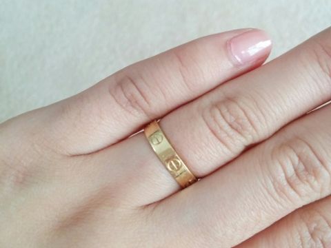 【カルティエ(Cartier)の口コミ】 ずっとあこがれだったラブリング。お色はプラチナとゴールドと悩んでいま…
