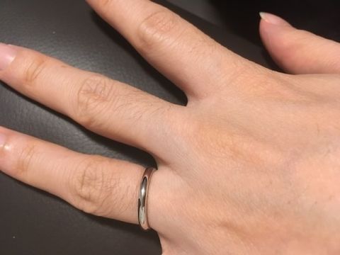 【ラザール ダイヤモンド(LAZARE DIAMOND)の口コミ】 元々シンプルな指輪を希望しており、正直男性の指輪はどこも変わらないと…