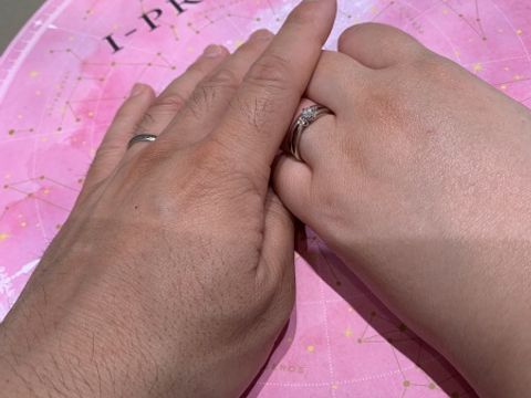 【アイプリモ(I-PRIMO)の口コミ】 ブランドよりも着け心地を重視に探すことができた。
指輪を何度も着けては…