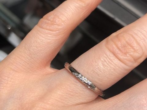 【ラザール ダイヤモンド(LAZARE DIAMOND)の口コミ】 結婚指輪は常に着けていたいという考えがあったため、丈夫な指輪を探して…