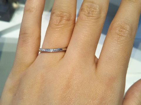 【銀座ダイヤモンドシライシの口コミ】 Tear of Lilyというデザインの指輪と、Bouquetというデザインの指輪が気に…