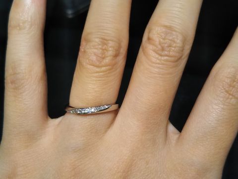 【ラザール ダイヤモンド(LAZARE DIAMOND)の口コミ】 響きあい深まるふたりの愛をかたちにという意味合いの、ECHOというデザイ…