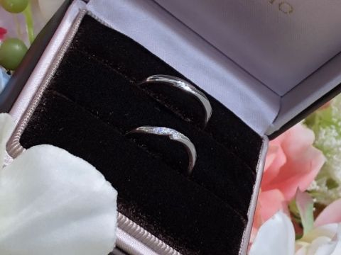 【アイプリモ(I-PRIMO)の口コミ】 婚約指輪に合ったデザインを探しながら、自分の好みに合えばと思い見てい…