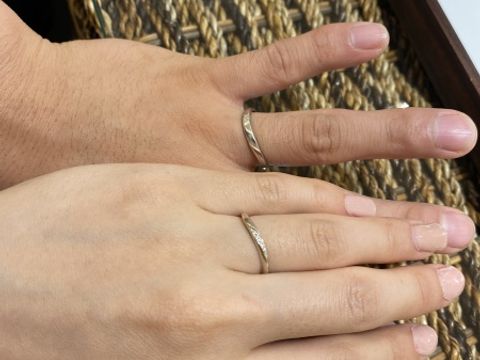 【杢目金屋(もくめがねや)の口コミ】 三色の色の金属を混ぜて作ってあるのでよく見ると三色の木目調になってい…