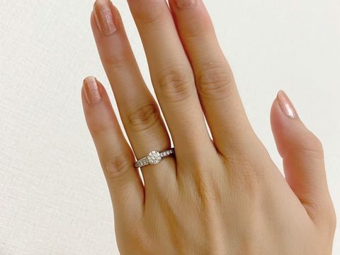【カルティエ(Cartier)の口コミ】 ブランドものに拘っていたわけではないけど、デザインがとても気に入りま…
