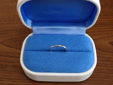 【銀座ダイヤモンドシライシの口コミ】 購入した結婚指輪は婚約指輪とのセットリングではないが組み合わせてみた…