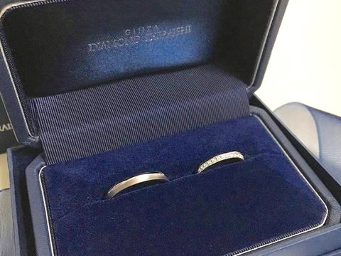 【銀座ダイヤモンドシライシの口コミ】 デザインが好みだったのと、永久保証が決めてでした。
ハイブランドだと似…