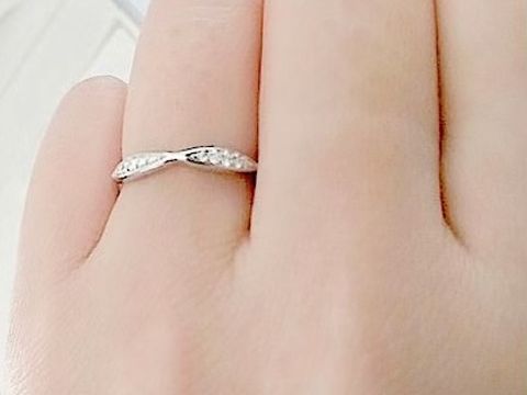 【シャネル(CHANEL)の口コミ】 あまり周りと被らない個性的なデザインがありました！
細いものから太めの…