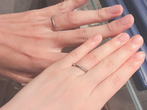 【銀座ダイヤモンドシライシの口コミ】 私の手が小さく、指も短いことから細身の指輪を探していました。ダイヤモ…