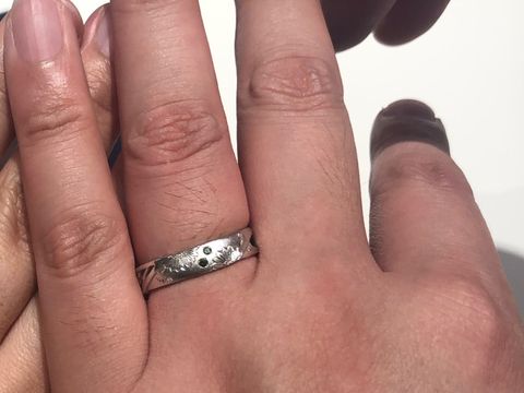 【MIORING(ミオリング)の口コミ】 人と違ったデザインの指輪を探していました。2人共、和風テイストのものが…