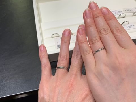 【MIKIMOTO(ミキモト)の口コミ】 シンプルだけど、ミルグレインが上下についており華やかさもあります。繊…