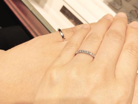 【Douxmiere bijou SOPHIA(ドゥミエール ビジュソフィア)の口コミ】 ダイヤモンドの輝きはキラキラと輝いておりつけ心地も良かったです。お値…