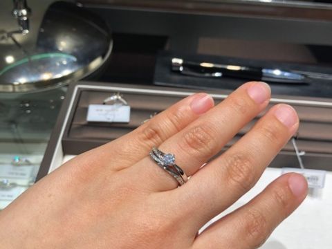 【アイプリモ(I-PRIMO)の口コミ】 動きのあるデザインを探していた中、デザイン性もよく、男女のペア、更に…