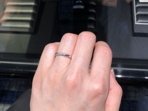 【エクセルコダイヤモンド(EXELCO DIAMOND)の口コミ】 他のブランドのものと比べて、厚みがあって重厚感が強いものが多かったで…