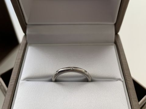 【ブルガリ(BVLGARI)の口コミ】 婚約指輪をブルガリで購入したので、結婚指輪も同じブランドで揃えました…