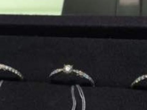 【ティファニー(Tiffany & Co.)の口コミ】 とても可愛らしいデザインの指輪がいくつもあり、その中でもハーフエタニ…