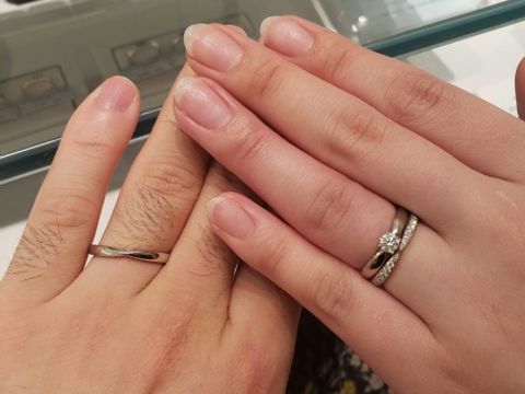 【銀座ダイヤモンドシライシの口コミ】 ダイヤモンドシライシさんは種類が豊富にありました。他ブランドの婚約指…