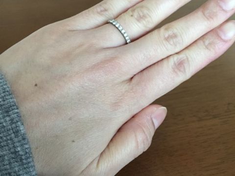【ティファニー(Tiffany & Co.)の口コミ】 一つは結婚指輪との重ね付けでも使えるもの。なかなか普段お目見えする事…