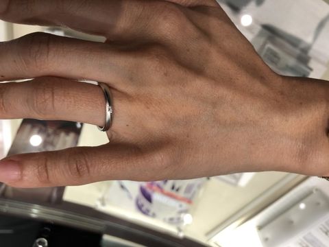 【PILOT BRIDAL(パイロットブライダル)の口コミ】 つやけし加工の部分とそうでない部分がありました。
つやけしではない部分…