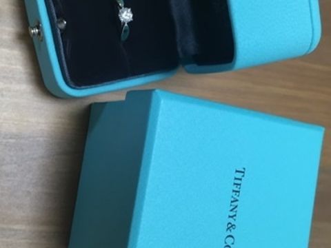 【ティファニー(Tiffany & Co.)の口コミ】 一生に一度の機会なので絶対エンゲージリングが欲しいと思って彼にもお伝…