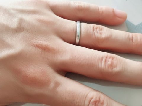 【ティファニー(Tiffany & Co.)の口コミ】 デザインに関してそこまでこだわりがなかったので、奥さんの希望の指輪の…