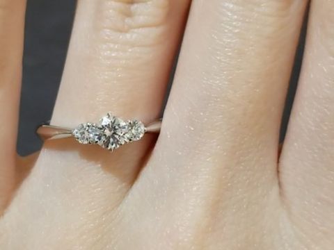 【TRECENTI(トレセンテ)の口コミ】 デザインはカタログで事前に拝見しており、実際に着用してみてもとても可…