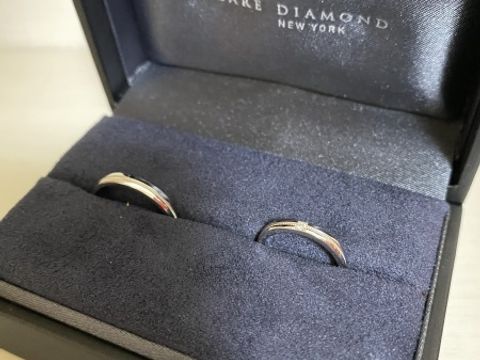 【ラザール ダイヤモンド(LAZARE DIAMOND)の口コミ】 婚約指輪と違い、結婚指輪はデザイン性に乏しいものしかなく面白味がない…