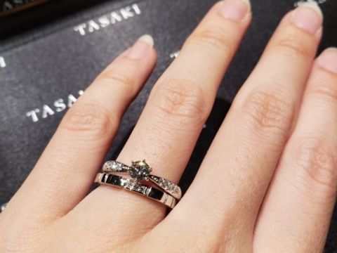【TASAKI(タサキ)の口コミ】 TASAKIらしいエレガントなデザインがとても素敵で、最後まで悩みました。…