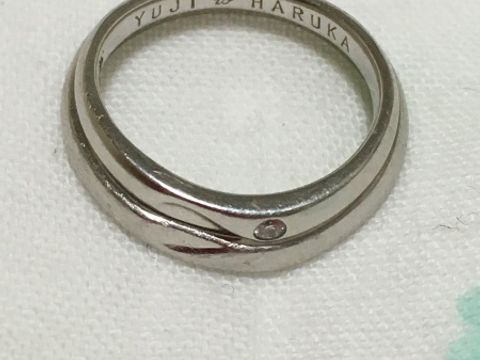 【MILK&Strawberry(ミルクアンドストロベリー)の口コミ】 ペアで合わせるとハート型になるところが意味ありでとってもロマンチック…