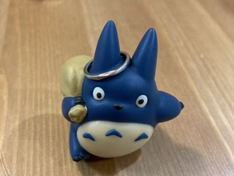 【LUCIE(ルシエ)の口コミ】 華奢なデザインで探していました。
中心がキュッと締まっていて、指自体も…