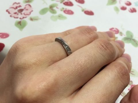 【銀座ダイヤモンドシライシの口コミ】 銀座で、気になる指輪のお店を回り、最後に来店したのがここでした。
他店…