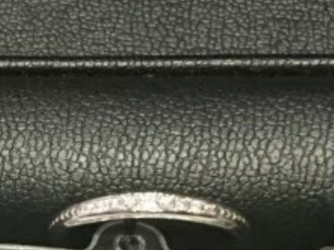 【エクセルコダイヤモンド(EXELCO DIAMOND)の口コミ】 婚約指輪のセットリングが、こちらの指輪でした。リングにダイヤが埋め込…