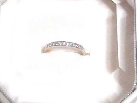 【4℃ BRIDAL(ヨンドシーブライダル)の口コミ】 どのリングも非常に素敵で、魅力や存在感があり、かなり悩んだのですが、…