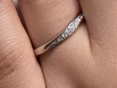 【銀座ダイヤモンドシライシの口コミ】 シンプルなデザインが多かったです！
個性的なデザインは少なかったですが…