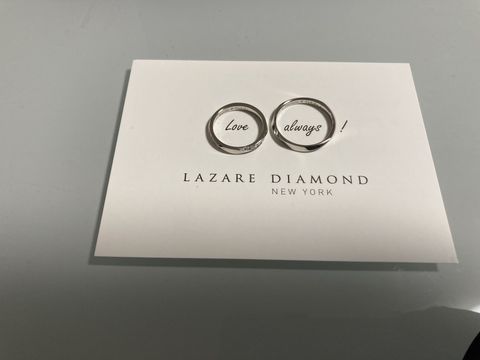 【ラザール ダイヤモンド(LAZARE DIAMOND)の口コミ】 結婚指輪を決める中で様々なお店をまわりました。その中でラザールダイヤ…