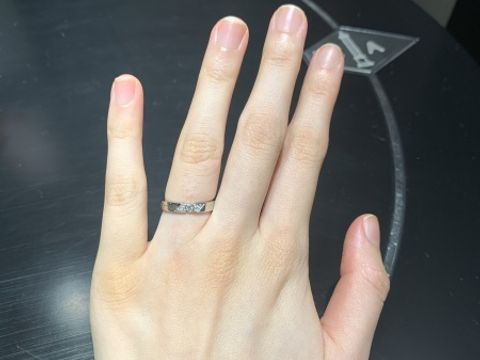 【ヴァン クリーフ＆アーペル(Van Cleef & Arpels)の口コミ】 人とあまり被らないデザインのため、オリジナリティを出せるとともに、ポ…